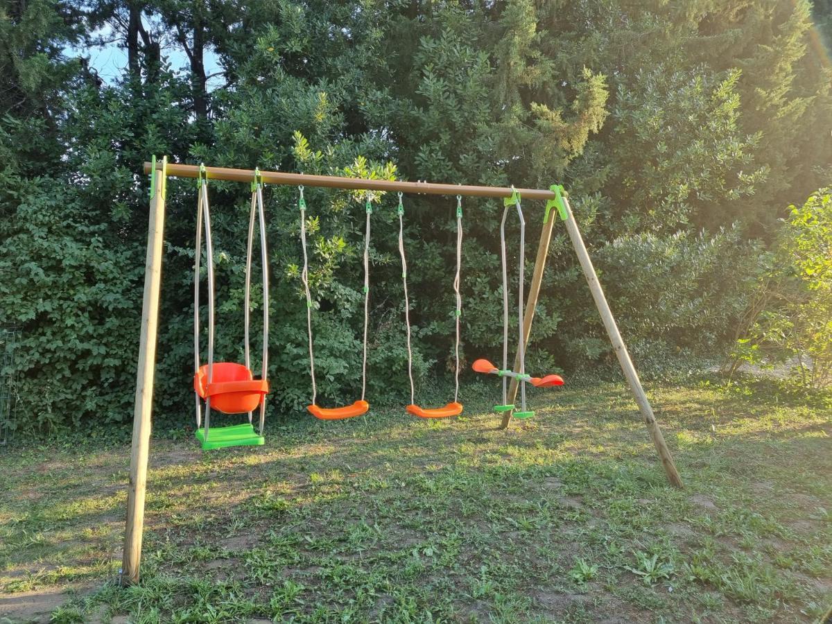 Campingplatz Avignon, Joli En Campagne Tres Proche De La